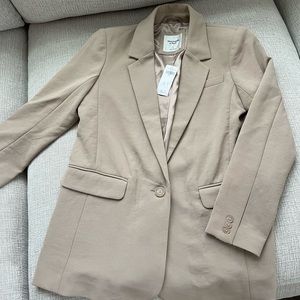 NEW Abercrombie Premium Crepe Blazer